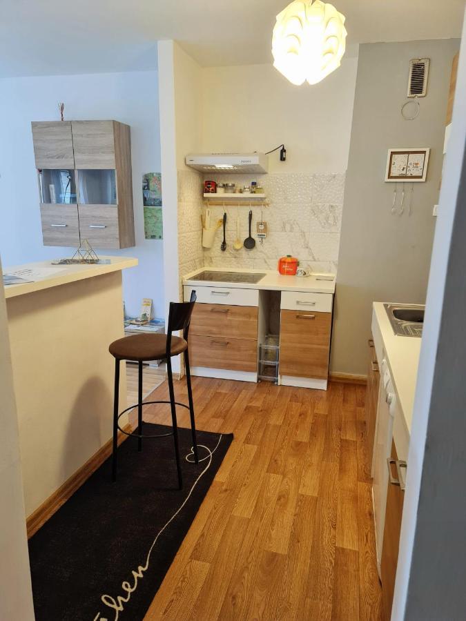 Apartment Pemper - Self Check In And Check Out Otočac Zewnętrze zdjęcie