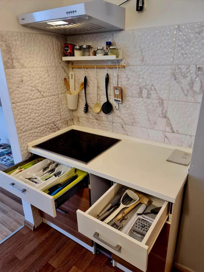 Apartment Pemper - Self Check In And Check Out Otočac Zewnętrze zdjęcie