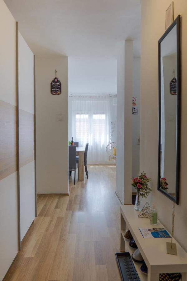 Apartment Pemper - Self Check In And Check Out Otočac Zewnętrze zdjęcie